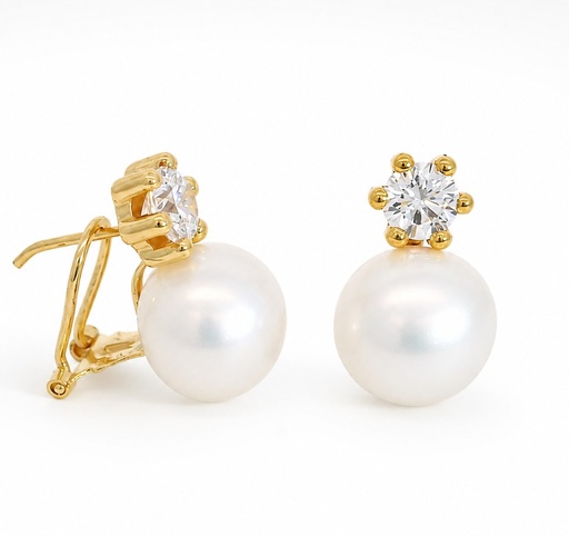 [3600] 10/11 FRESHWATER BUTTOM PEARL AND CZ OMEGA BACK EARRINGS